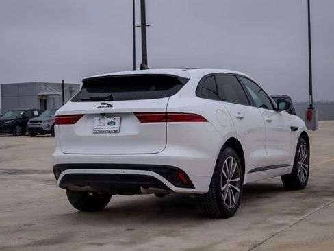 Used 2025 Jaguar F-PACE R-Dynamic S image 5