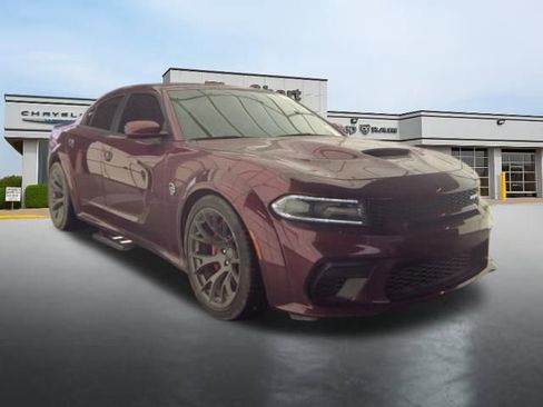 Used 2020 Dodge Charger SRT Hellcat w/ Harman/Kardon Audio Group RWD image 2