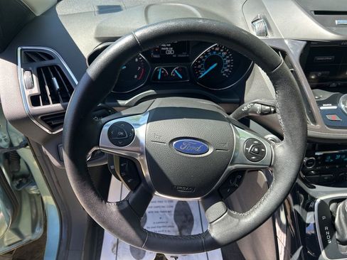 Used 2013 Ford Escape Titanium w/ Parking Technology Pkg AWD/4WD image 20