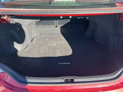 Used 2012 Toyota Camry SE image 17