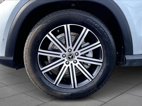 Certified 2025 Mercedes-Benz GLE 350 4MATIC image 11