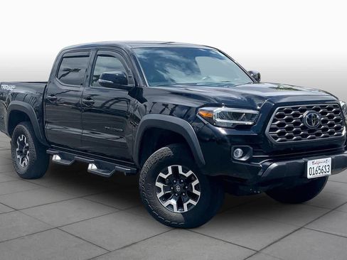 Used 2023 Toyota Tacoma TRD Off-Road w/ Black Out Package (TMS) AWD/4WD image 2