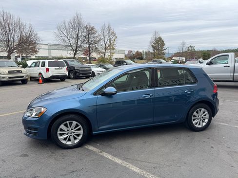 Used 2016 Volkswagen Golf S image 35