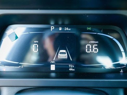 New 2026 Hyundai Elantra SEL Sport Premium FWD image 27