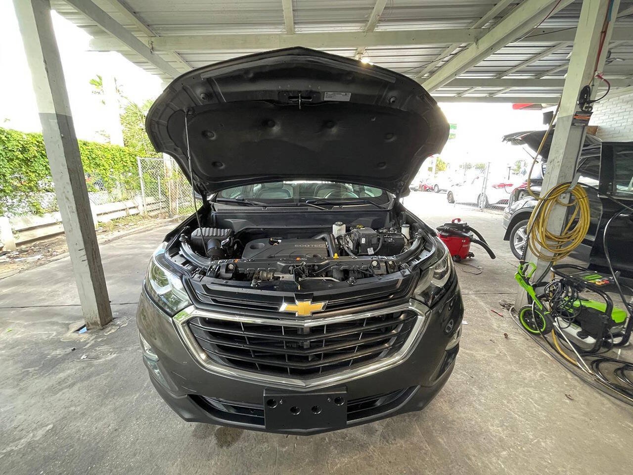 Used 2020 Chevrolet Equinox LS FWD image 18