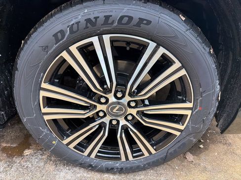 New 2026 Lexus LX 700h Luxury image 27