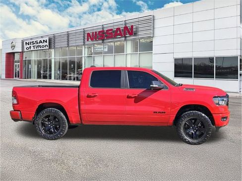Used 2021 RAM 1500 Big Horn image 3
