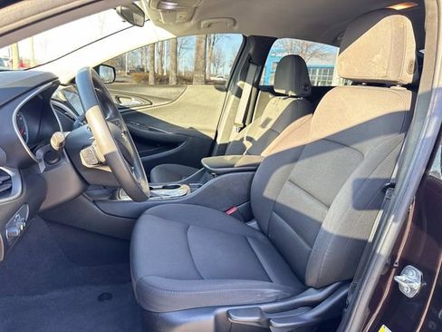 Used 2020 Chevrolet Malibu LS image 21