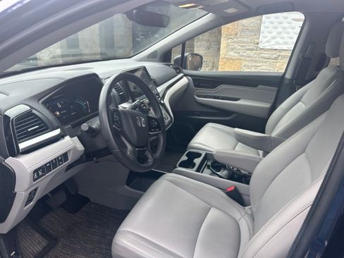 Used 2024 Honda Odyssey Touring image 15