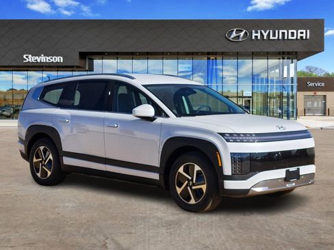 New 2026 Hyundai Ioniq 9 SE image 5