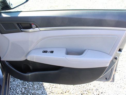 Used 2018 Hyundai Elantra Value Edition image 23