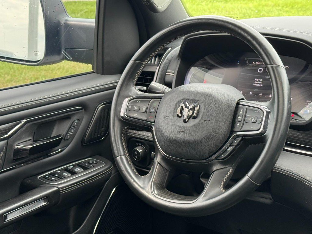 Used 2023 RAM 1500 Limited AWD/4WD image 14