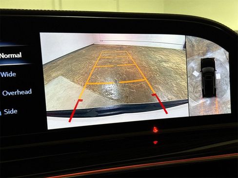 Used 2021 Cadillac Escalade ESV Sport image 16