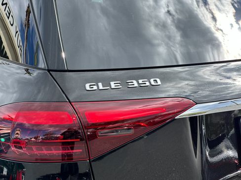 Used 2025 Mercedes-Benz GLE 350 4MATIC image 34