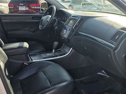Used 2009 Hyundai Veracruz Limited w/ Navigation Pkg 4 FWD image 18