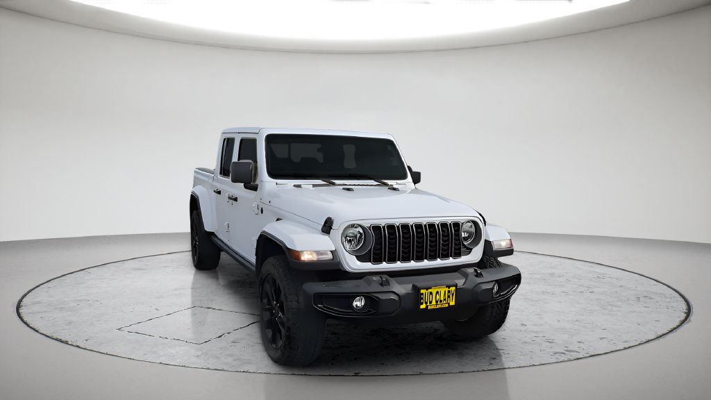 Used 2025 Jeep Gladiator Sport AWD/4WD image 6