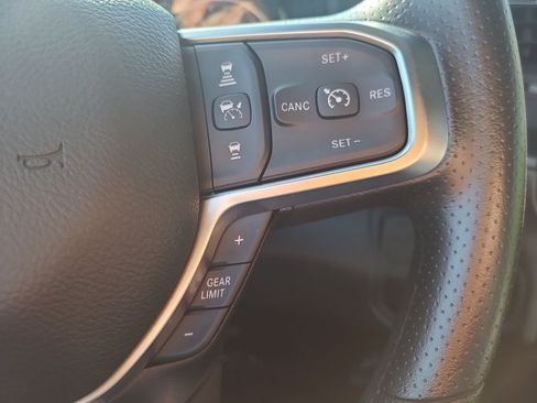 New 2026 RAM 2500 Tradesman AWD/4WD image 32