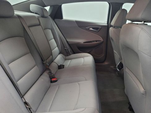Used 2022 Chevrolet Malibu LT FWD image 19