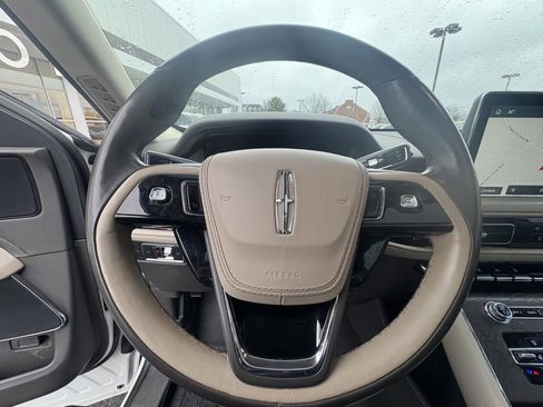 Used 2022 Lincoln Aviator Reserve w/ Equipment Group 201A RWD image 21