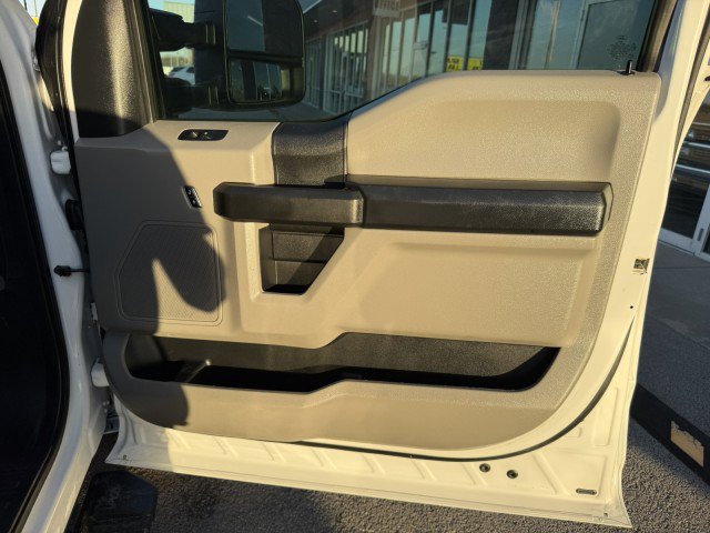 Used 2019 Ford F350 XL w/ Power Equipment Group AWD/4WD image 23