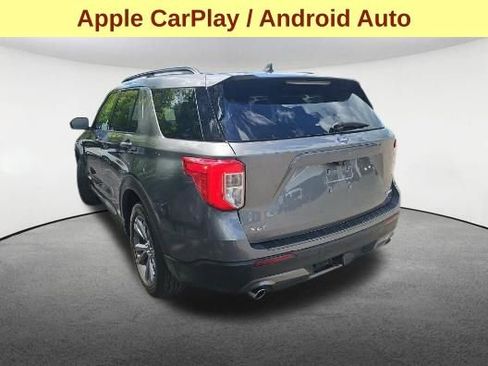 Used 2022 Ford Explorer XLT w/ Equipment Group 202A AWD/4WD image 8