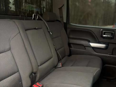 Used 2019 Chevrolet Silverado 2500 LT w/ LT Convenience Package image 24