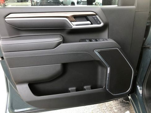 Used 2025 Chevrolet Silverado 3500 LT w/ All Star Edition image 17