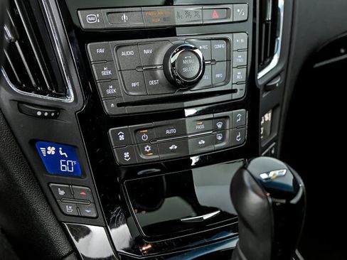 Used 2011 Cadillac CTS V image 34