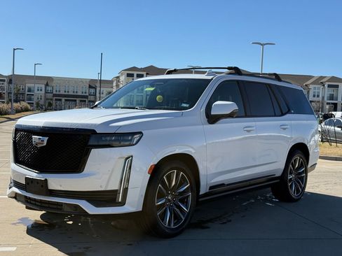 Used 2021 Cadillac Escalade Sport Platinum image 3