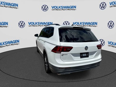 Used 2019 Volkswagen Tiguan SE FWD image 12