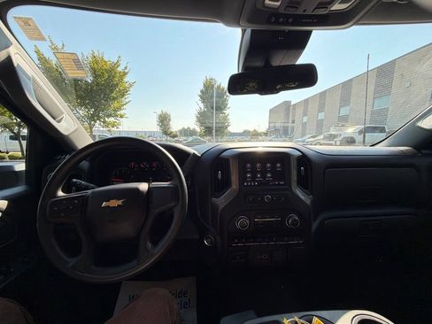 Used 2024 Chevrolet Silverado 2500 Custom w/ Custom Value Package AWD/4WD image 17