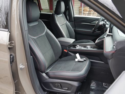 New 2026 Ford Explorer ST w/ Sun And Sound Package AWD/4WD image 34