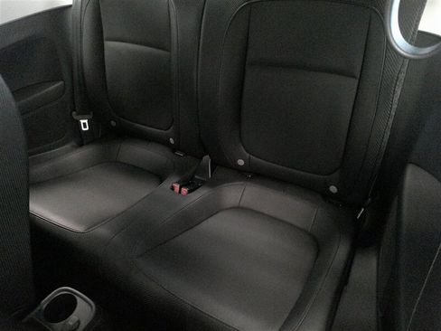 Used 2012 Volkswagen Beetle 2.5 image 22