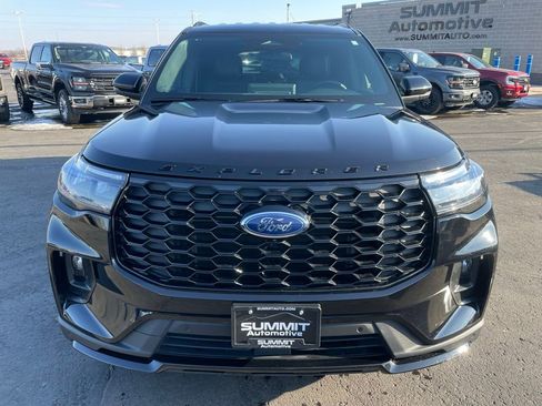 Used 2025 Ford Explorer ST-Line AWD/4WD image 28