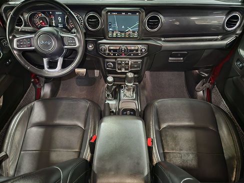 Used 2021 Jeep Wrangler Unlimited Sahara image 45