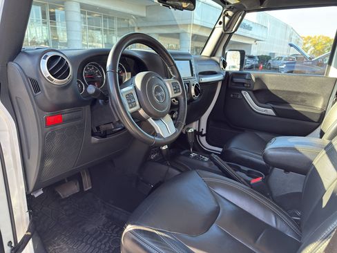 Used 2016 Jeep Wrangler Rubicon image 7