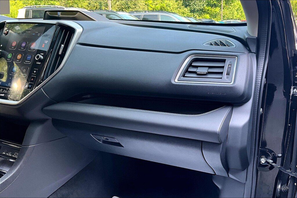 Certified 2026 Subaru Ascent Touring AWD/4WD image 11