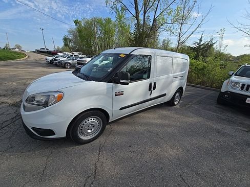 Used 2022 RAM ProMaster City Tradesman image 2