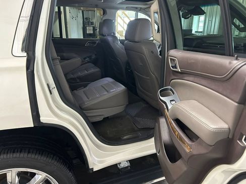 Used 2015 GMC Yukon Denali w/ Open Road Package AWD/4WD image 17