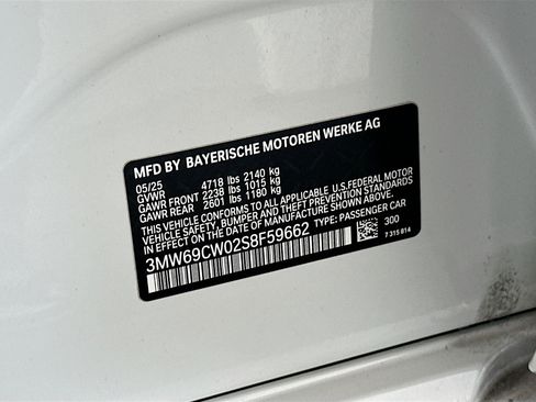 Used 2025 BMW 330i Sedan w/ M Sport Package image 35