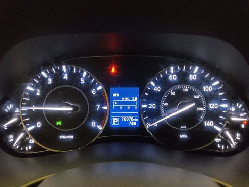 Used 2017 Nissan Armada Platinum w/ Interior Lighting Package RWD image 23