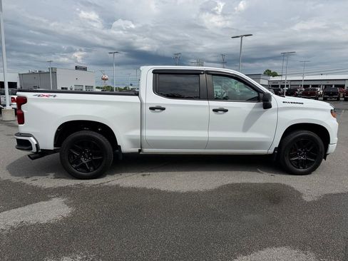 Used 2022 Chevrolet Silverado 1500 Custom w/ Rally Edition AWD/4WD image 6