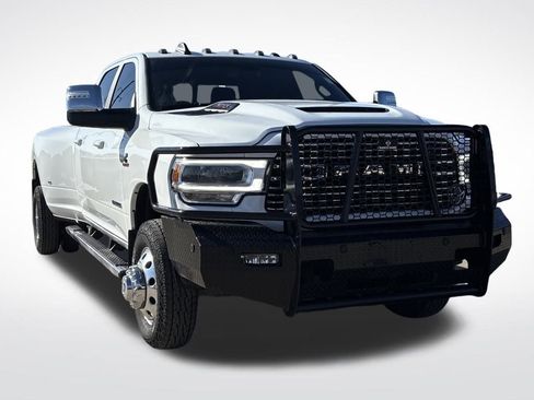 Used 2024 RAM 3500 Laramie w/ Sport Appearance Package image 9