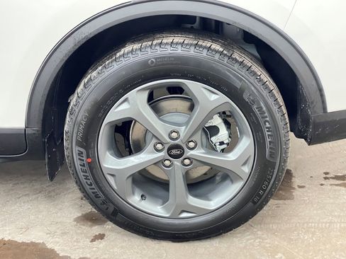 Used 2025 Ford Escape ST-Line w/ Tech Pack #1 image 40