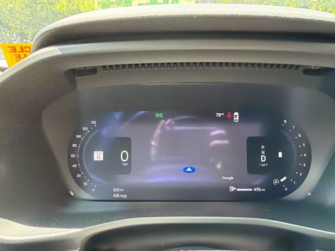 Used 2025 Volvo XC40 B5 Core AWD/4WD image 34