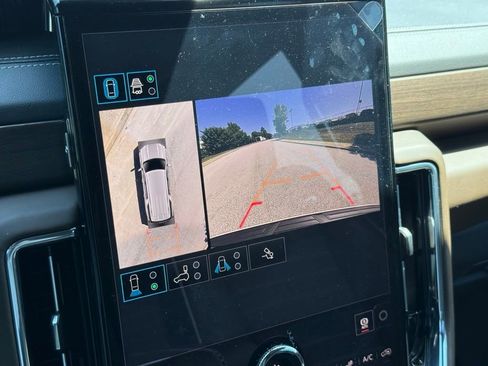 New 2026 GMC Yukon XL Denali Ultimate w/ LPO, Illumination Package AWD/4WD image 34