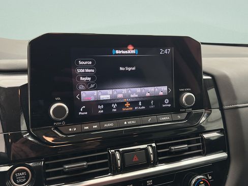 Used 2024 Nissan Pathfinder SV AWD/4WD image 20