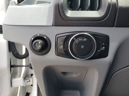 Used 2015 Ford Transit 350 T-350 148 Low Rf 9500 GVWR Sw image 19