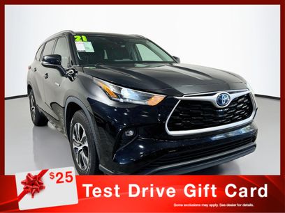 Used 2021 Toyota Highlander XLE