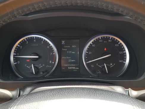 Used 2017 Toyota Highlander XLE AWD/4WD image 25